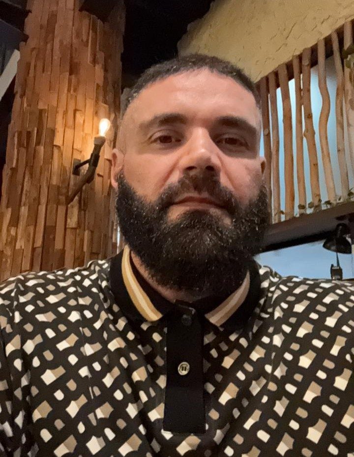 Founder of Aenigma AI, former plasterer and renderer